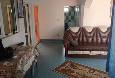 Casă cu 4 camere în Vadu Părului - 2