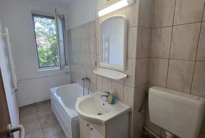 Garsonieră decomandată în Drumul Taberei