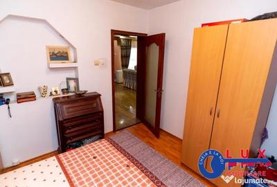 Casă cu 3 camere cu Teren 500 Mp în E3 - 15