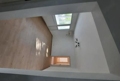 Apartament cu 3 camere semidecomandat în Tineretului - 3