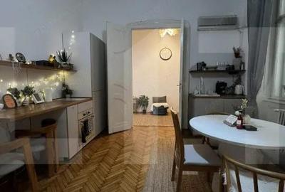 Apartament cu 3 camere semidecomandat, mobilat în Central - 1