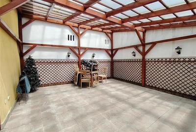 Duplex cu 6 camere cu Canalizare în 1 Decembrie 1918 - 25