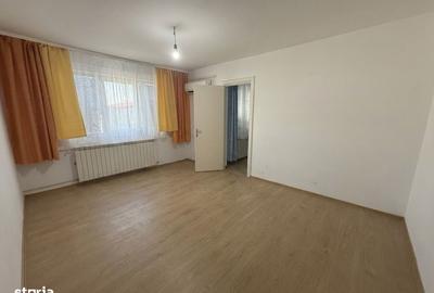 Apartament cu 2 camere nedecomandat în P-ța Doina