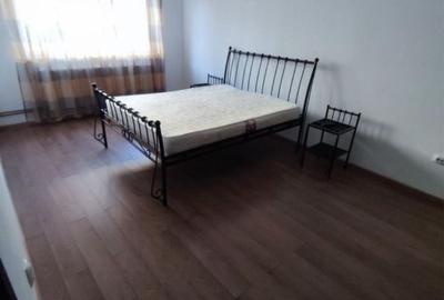 Apartament cu 2 camere decomandat în Drumul Carului