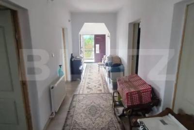 Casă cu 5 camere cu Teren 1140 Mp în Tomești - 9
