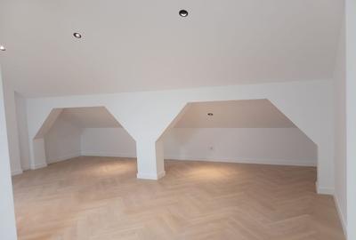 Apartament cu 5 camere decomandat, mobilat în Tunari - 2