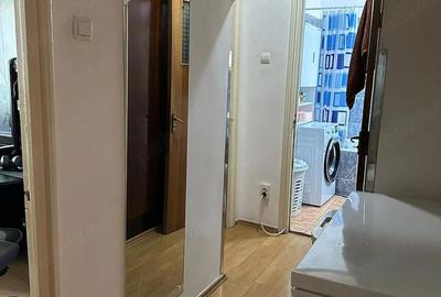 Apartament cu 3 camere decomandat în Drumul Taberei - 3
