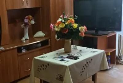 Apartament cu 3 camere semidecomandat în Central - 2