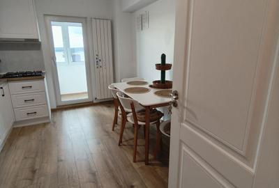 Apartament cu 4 camere decomandat în Central - 4