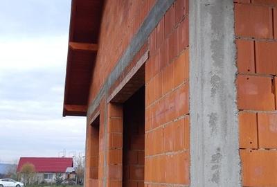 Casă cu 3 camere în Oșorhei - 5