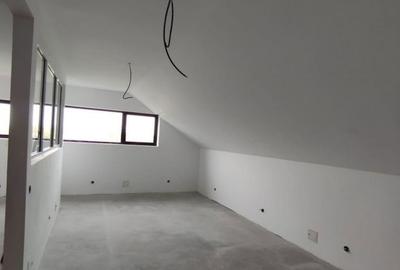 Casă cu 6 camere cu Teren 600 Mp în Călugăreni - 13