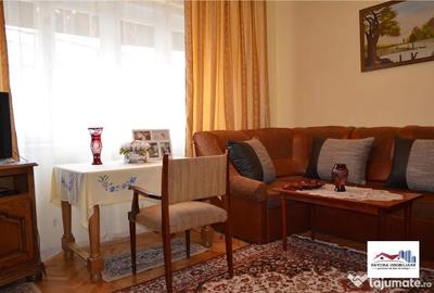 Casă cu 9 camere cu Teren 650 Mp în Central - 8