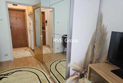 Garsonieră decomandată, mobilată în Titan