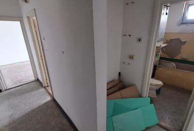 Apartament 2 camere etaj 4/4 Carrefour Precista - 1