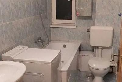 Ofer spre inchiriere apartament 2 camere ultracentral Bacau, renovat, mobilat, utilat - 2