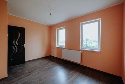 Casă cu 3 camere în Borș - 16