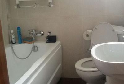 Casă cu 4 camere cu Teren 900 Mp în Central - 3