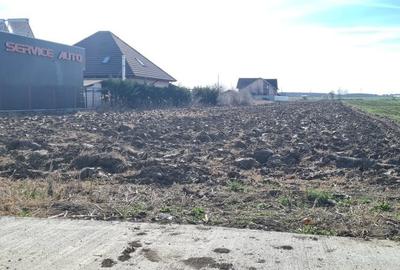 Teren de 5400 mp, în Central - 3