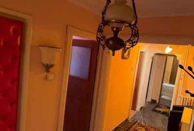 Apartament cu 3 camere decomandat, mobilat în Km 4-5 - 10