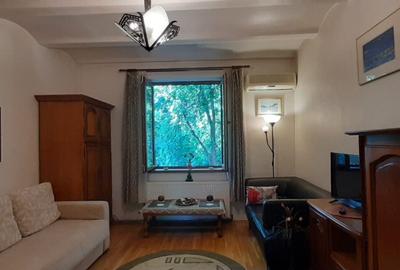 Garsonieră decomandată în Baba Novac