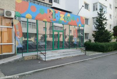 Spațiu comercial, de 115 mp, în Central - 3