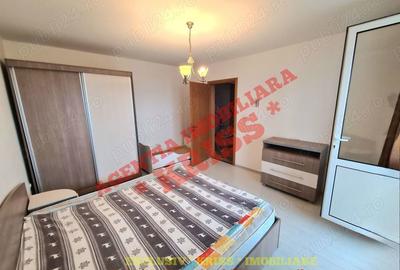 Apartament cu 3 camere decomandat în Craiovei - 3