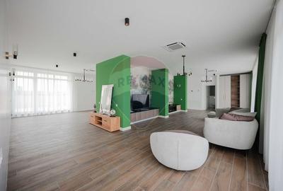Apartament tip Penthouse cu 5 dormitoare de vanzare in AES Residence