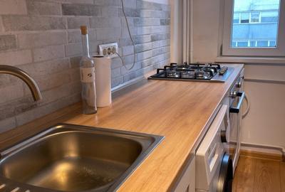 Apartament cu 2 camere decomandat în Dorobanți