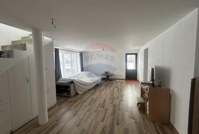 Casă cu 6 camere cu Teren 1300 Mp în Satulung - 8