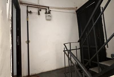 Regina Elisabeta nr. 30, apartament 2 camere, baie si bucatarie separate, singur pe etaj - 8