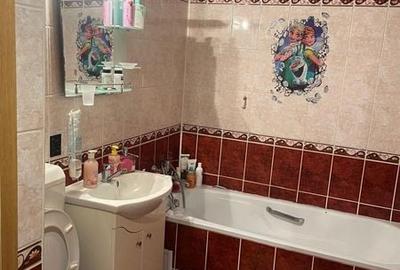 Apartament cu 4 camere decomandat în Central - 8