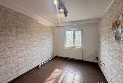 Casă cu 3 camere cu Teren 164 Mp în Delfinariu - 11