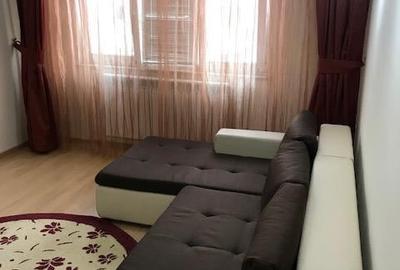 Apartament cu 3 camere decomandat în Capitol - 2