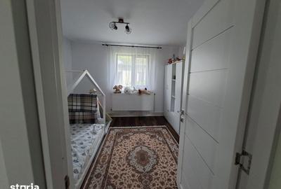 Casă cu 3 camere cu Teren 1600 Mp în Prisăcani - 11