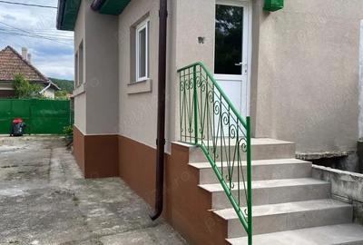 Casă cu 3 camere în Moldovenești - 1