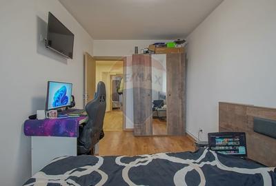 Apartament cu 2 camere decomandat, mobilat în Tractorul - 10