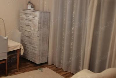 Inchiriez apartament 3 camere superdotat ?i 2 locuri parcare - 5