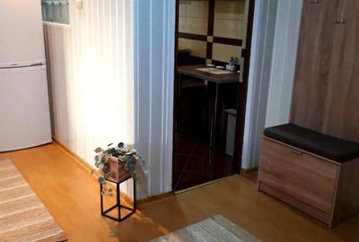 De inchiriat apartament cu 3 camere - 5
