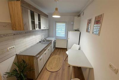 Apartament cu 2 camere decomandat în Răcădău - 2