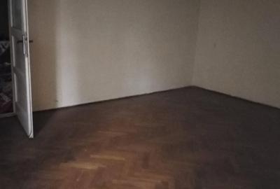 Casă cu 3 camere în Șimleu Silvaniei - 1
