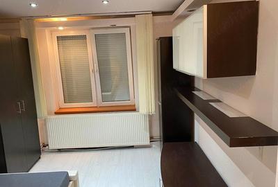 Apartament cu 4 camere decomandat în Olimpia-Stadion - 4