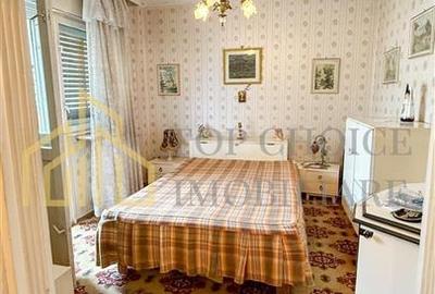 3 CAMERE SPECIAL IN DOROBANTI - 1983 - 92 MP - BLOC UNICAT CF 1 - 30