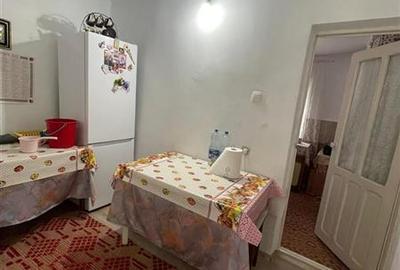 Casă individuală cu 3 camere cu Canalizare în Central - 5