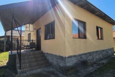 Casă cu 4 camere în Brotuna - 6