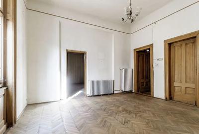 Apartament cu 4 camere semidecomandat în Central - 13