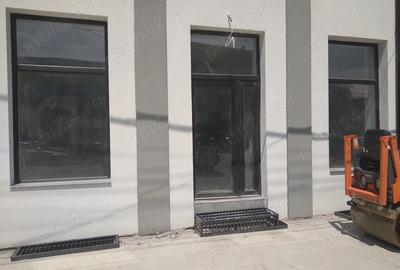 Spațiu comercial, de 120 mp, în Central - 1