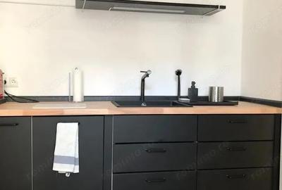 Garsonieră decomandată în Eroii Revoluției - 1