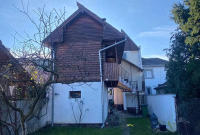 BRASADAS vinde casa 6 cam 2 bai cu tern 3.3 ari in zona 14 Mai. - 17