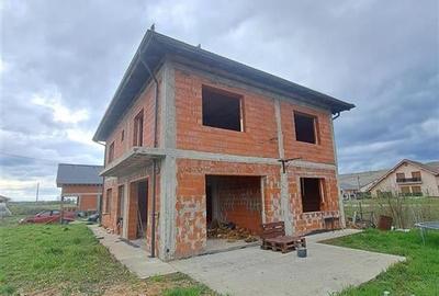 Casă individuală cu 6 camere în Exterior Sud