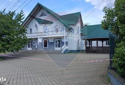 Casă cu 8 camere cu Teren 1300 Mp în Gălănești - 8